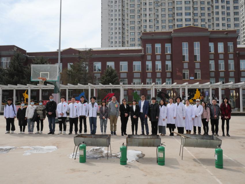 说明: P1001540