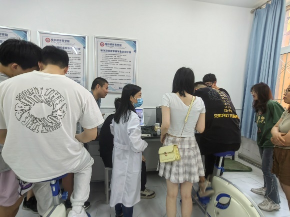 说明: C:\Users\win10\AppData\Local\Temp\WeChat Files\e39cf4288034cf1103b30c3a612702d.jpg