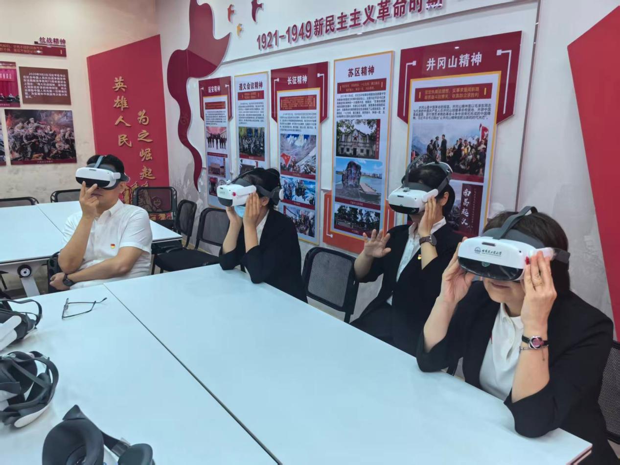 说明: 173f41b3747b2d8b63d2e991e8e7e2ba