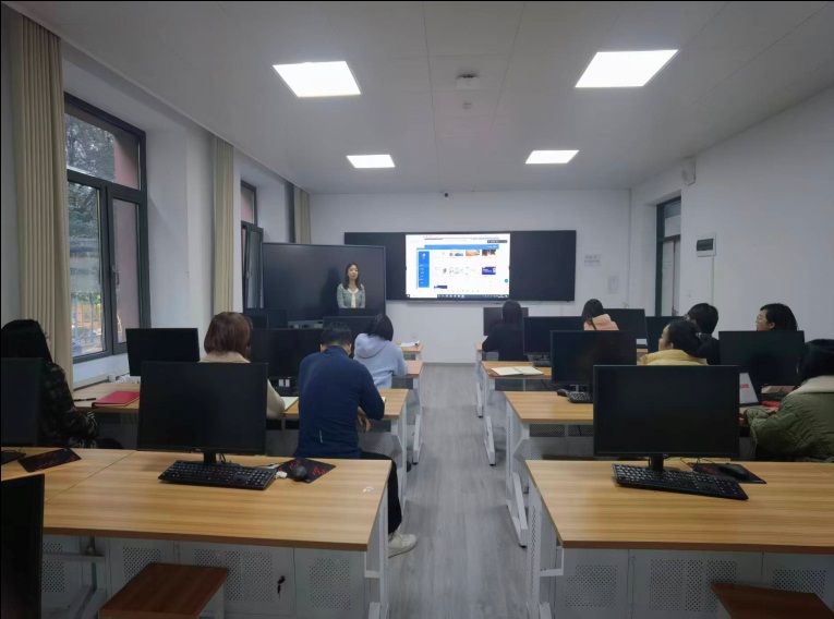 说明: 353351643718848427