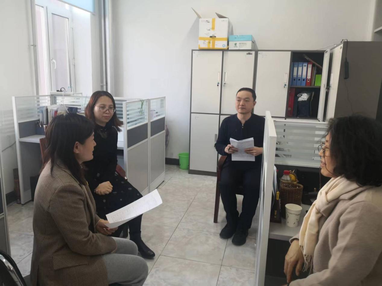 说明: 774a074f7b9d27486ea249ed9e9465b