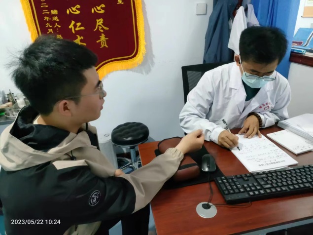 说明: C:\Users\Lenovo\AppData\Local\Temp\WeChat Files\d16f8e2ad16b00897af68258715522d.jpg