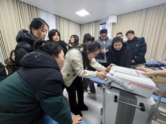 说明: f59cedf4aa3d17b3cd2a46c11df55fad