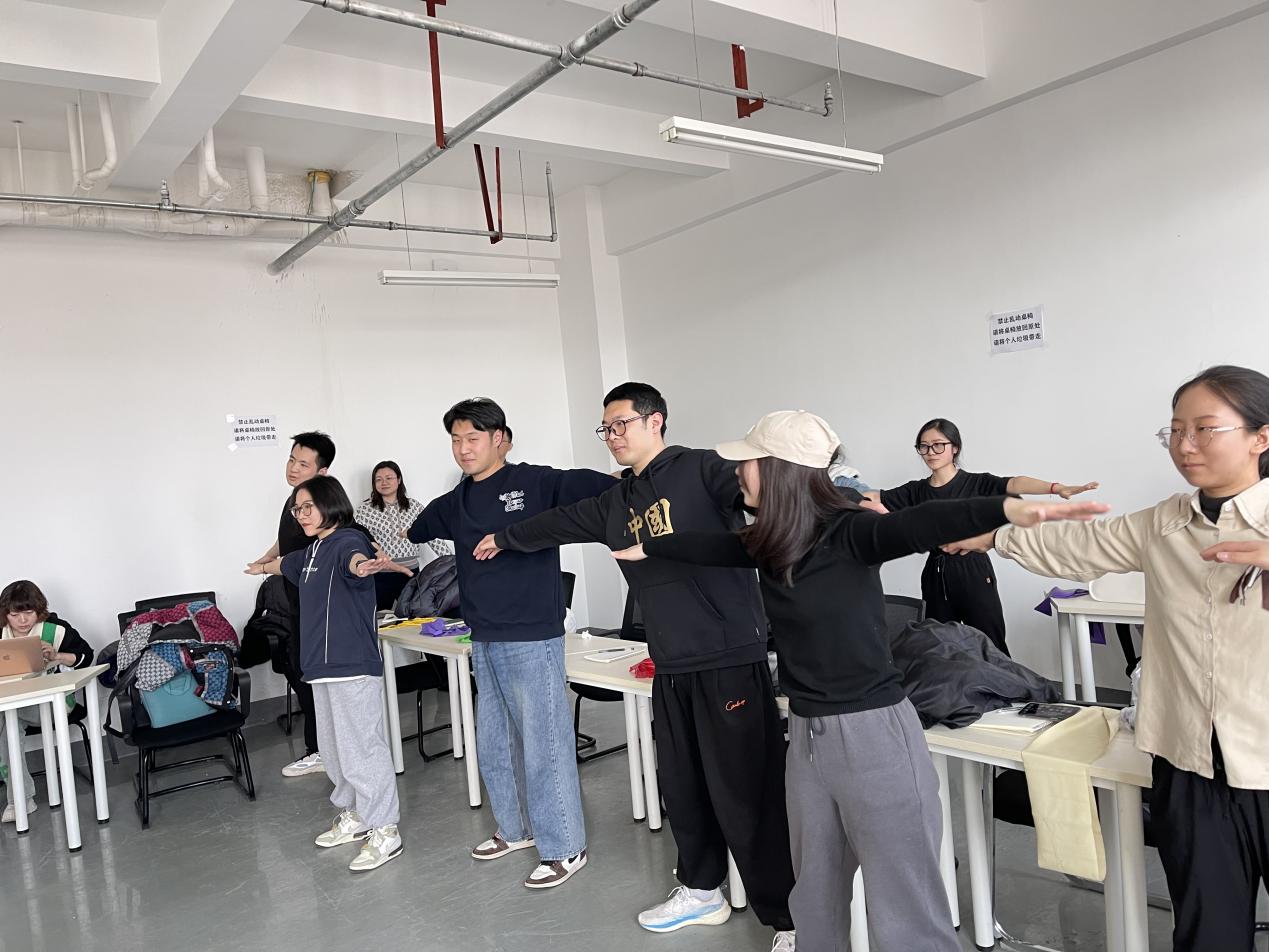 说明: bd9c6353f644ffaf30c9c44031cee56