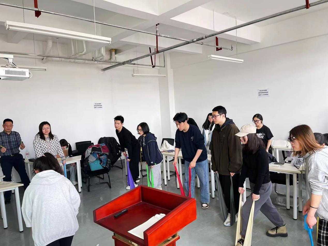 说明: 86e5311d3fc4032c4c6e2c3d38795f5