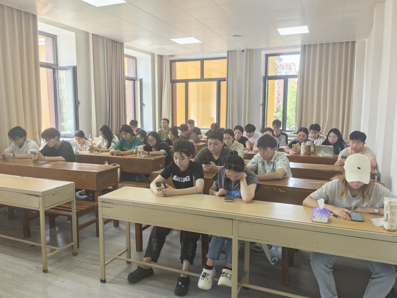 说明: 41f1d9906626369352d35c542dc98ab