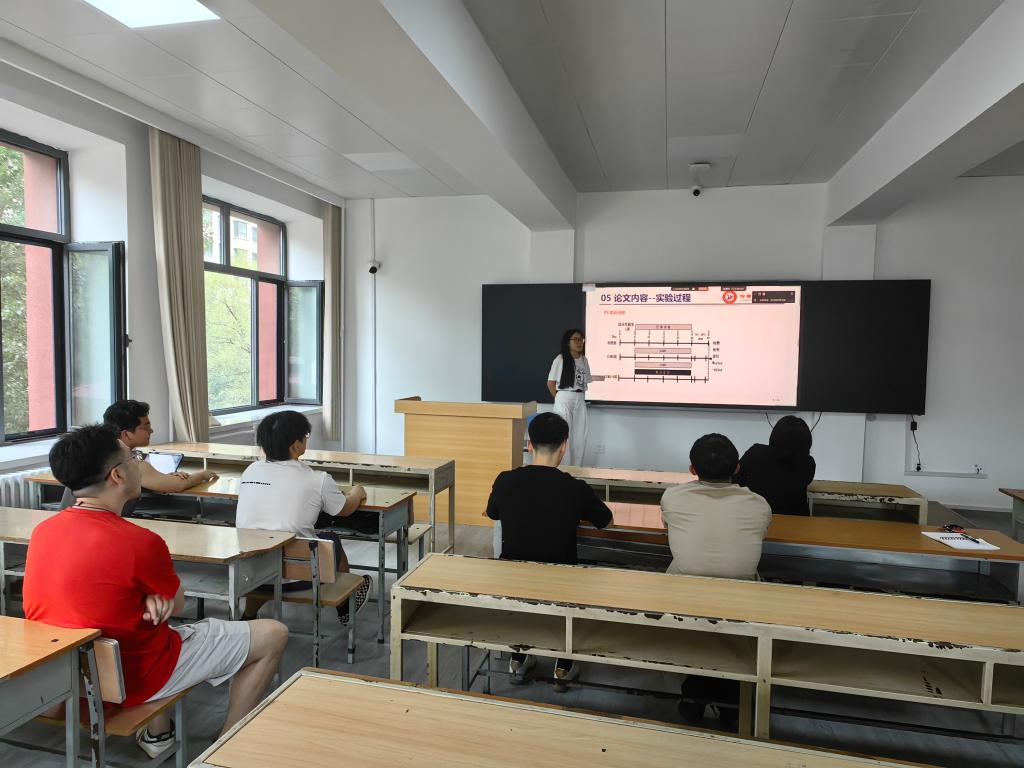 说明: 4547ab5cb4bd411a930f15e391b7407
