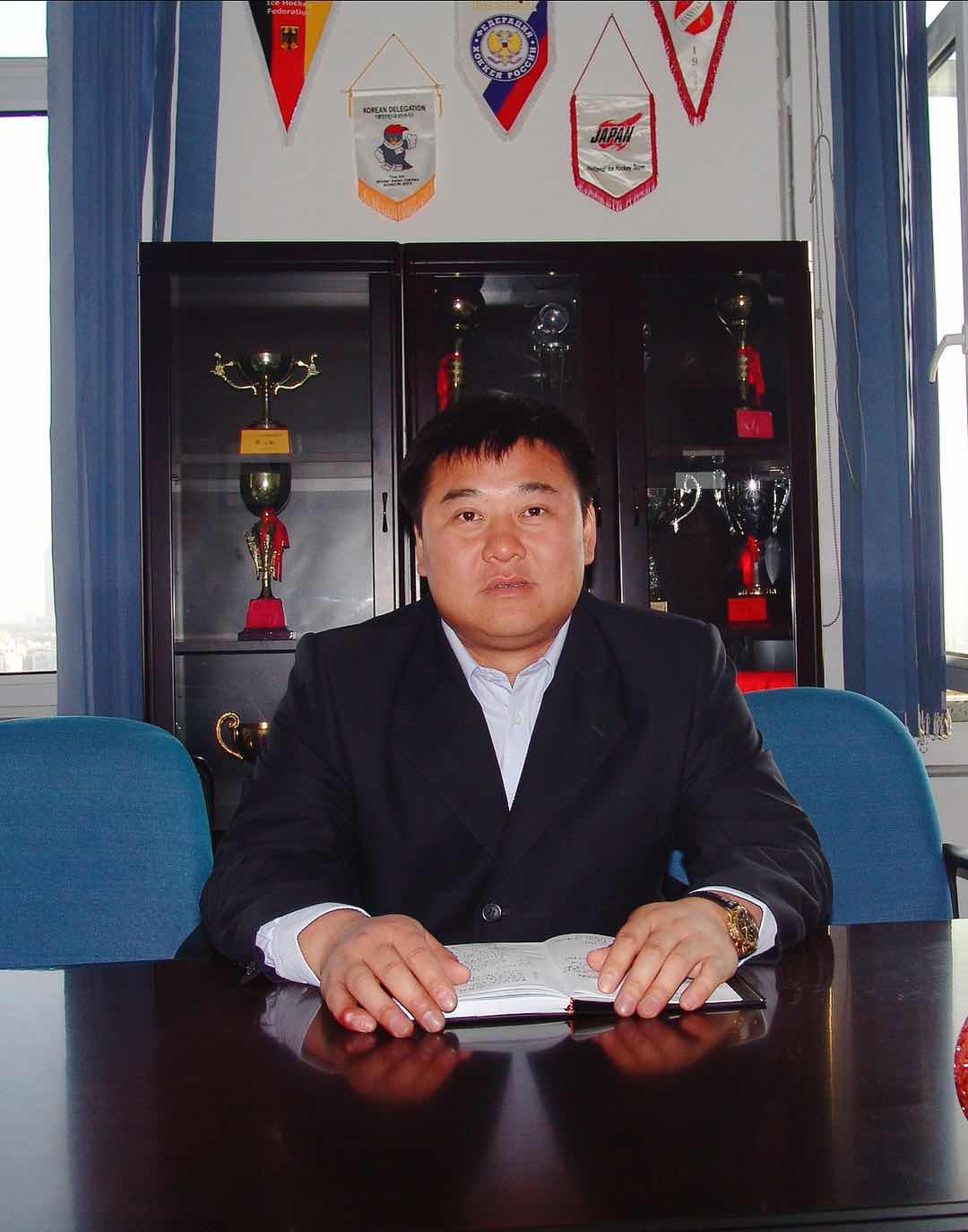 冬季奥林匹克学院 党总支书记 李晓东